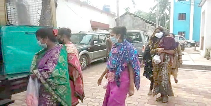 সীমান্তে ফের বাংলাদেশি গ্রেপ্তার মহিলা সহ ৯