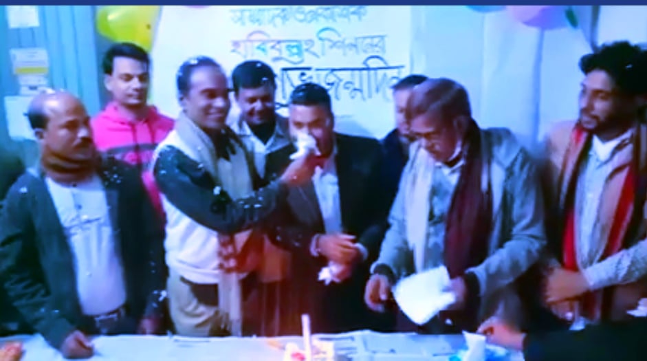 চাঁপাইনবাবগঞ্জ : নাচোল নিউজের সম্পাদক হাবিবুল্লাহ সিপনের জন্মদিন পালন