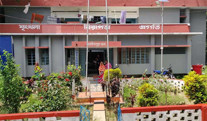 হাকিমপুর থানা পুলিশের বিরুদ্ধে অভিযোগ, ১ লাখ ৬৫ হাজার টাকা গেল কই?