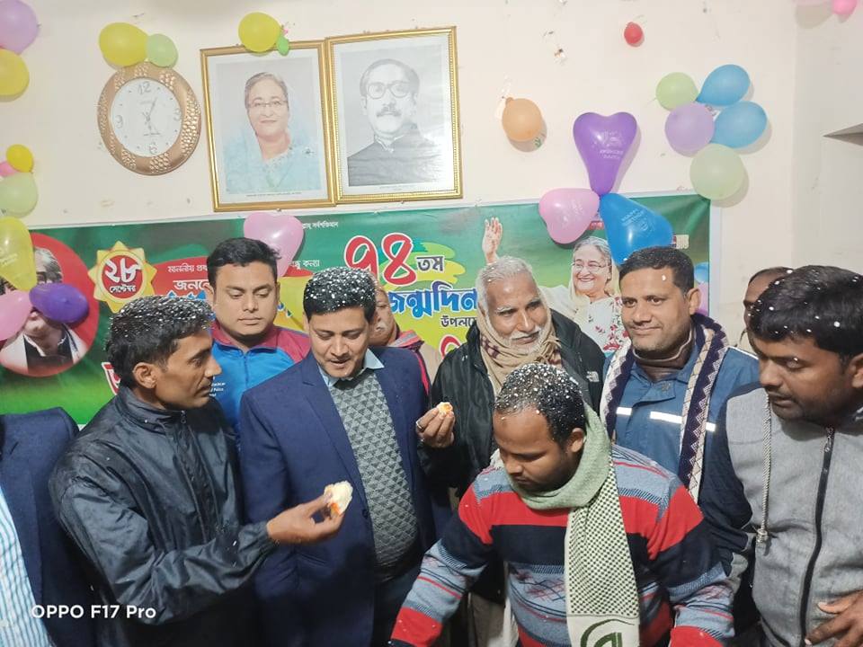 চাঁপাইনবাবগঞ্জের শিবগঞ্জে আ.লীগ নেতা কামাল উদ্দিনের ৪০তম জন্মদিন পালন