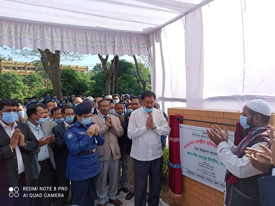 মুক্তিযুদ্ধের স্মৃতিচিহ্ন স্তম্ভ হিসেবে বেঁচে থাকবে বাংলার মাটিতে : পার্বত্য মন্ত্রী