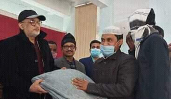 রাজশাহীর তানোরে প্রধানমন্ত্রীর শীতবস্ত্র বিতরণ