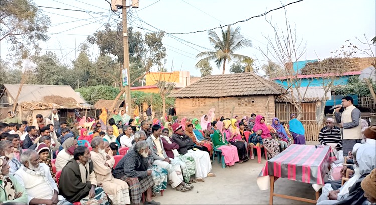 চাঁপাইনবাবগঞ্জের শিবগঞ্জ উপজেলার ডিজিটাল ইউনিয়ন গড়তে চান কামাল উদ্দিন