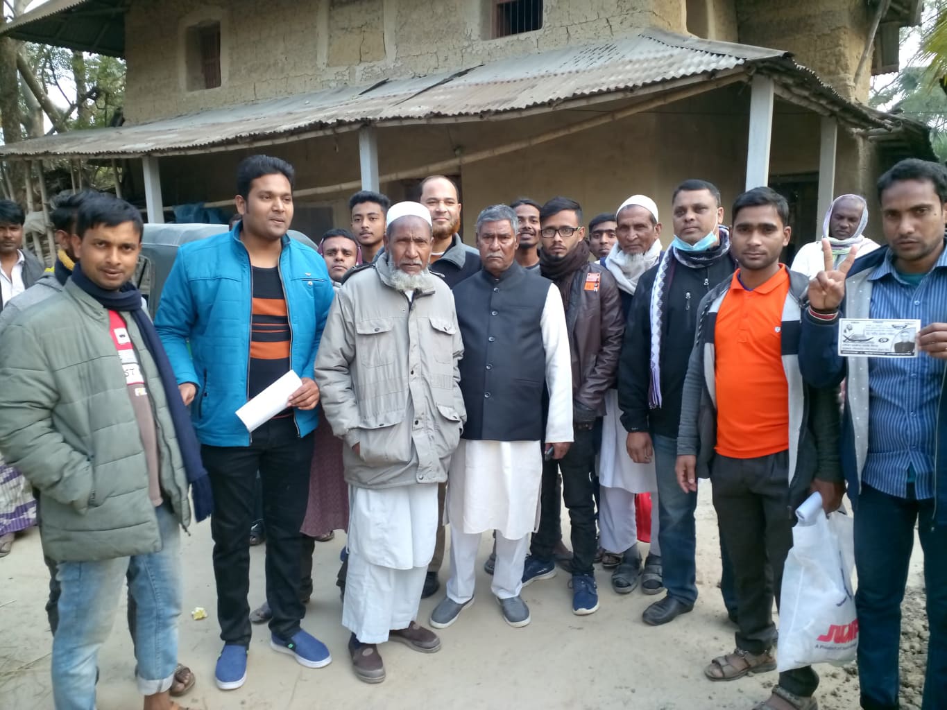 তানোর উপজেলা চেয়ারম্যানের গণসংযোগ