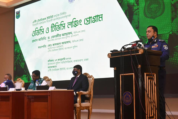 আইজিপি : বাংলাদেশকে জঙ্গিবাদের থাবা থেকে মুক্ত রাখতে পুলিশ দৃঢ় প্রতিজ্ঞ