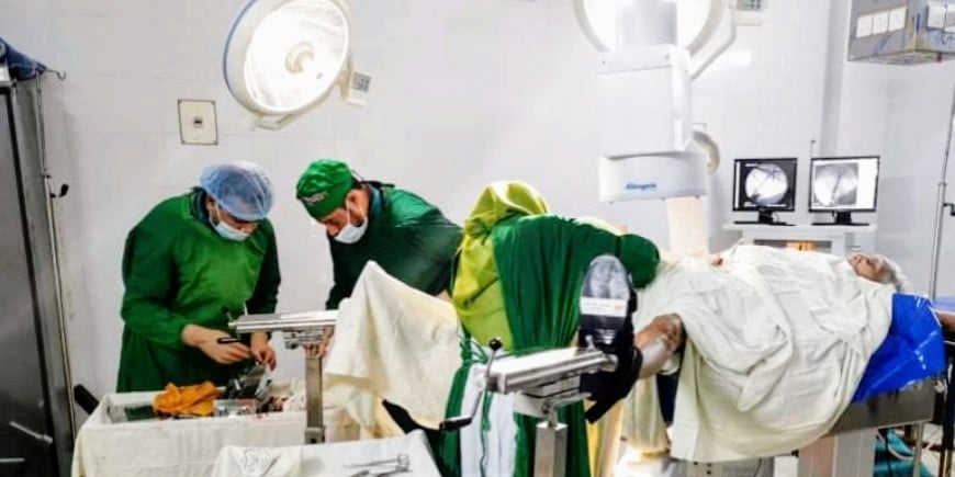 চাঁপাইনবাবগঞ্জ আধুনিক সদর হাসপাতালে যুক্ত হলো সিআর মেশিন