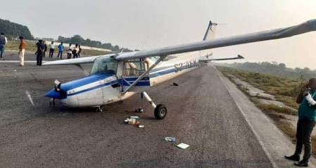 রাজশাহীর শাহ মখদুম বিমান বন্দরে প্রশিক্ষণ বিমান দূর্ঘটনার স্বীকার
