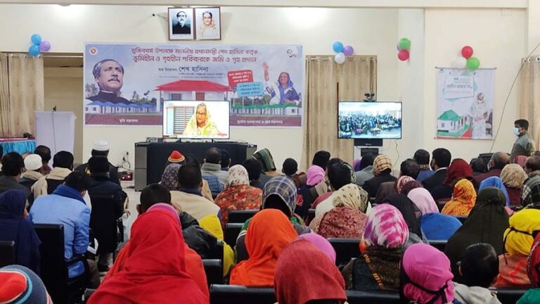 মুজিববর্ষের উপহার জমি ও ঘর পেল জামালপুরের ১৪৭৮টি গৃহহীন পরিবার