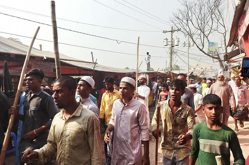 ব্রাহ্মণবাড়িয়ায় পুলিশ-বিজিবির সঙ্গে হেফাজতের সংঘর্ষ, গুলিতে নিহত ৫