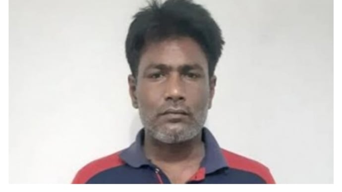 রাজশাহীর কাটাখালীতে বেপরোয়া গতিতে গাড়ি চালিয়ে ১৭ জনকে হত্যার অভিযোগে হানিফ পরিবহণের চালক আঃ রহিম আটক