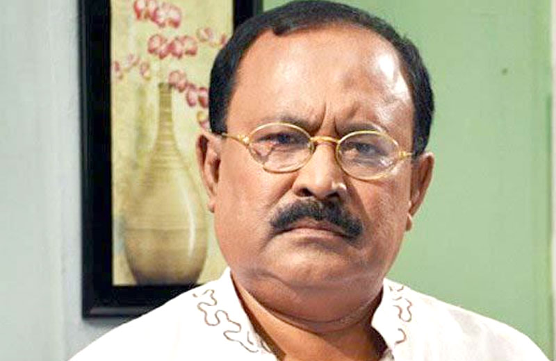 বাসায় ফিরেছেন জনপ্রিয় নির্মাতা, অভিনেতা, প্রযোজক কাজী হায়াৎ