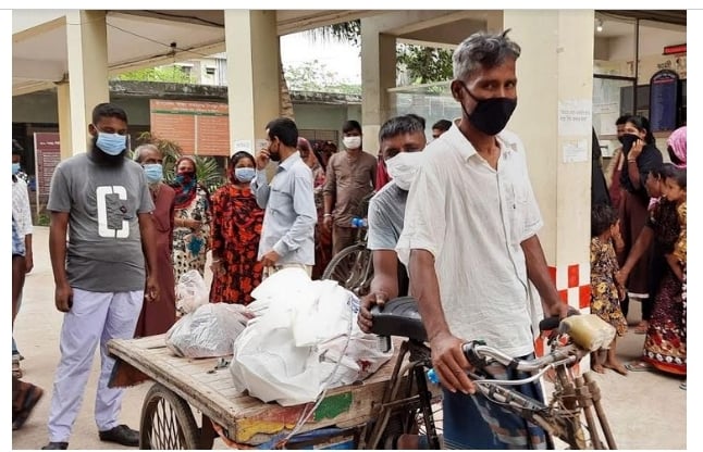 নাটোরের সিংড়ায় ক্রেতার ছুরিকাঘাতে মোঃ জিল্লুর রহমান (৫০) নামে এক তরমুজ ব্যবসায়ী নিহত