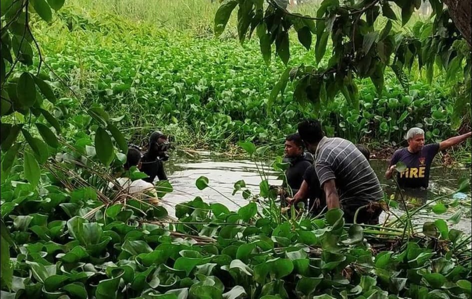 চাঁপাইনবাবগঞ্জ সদর পৌর এলাকার আজাইপুর বিলে গোসল করতে গীয়ে মানসিক ভারসাম্যহীন যুবক নিখোঁজ
