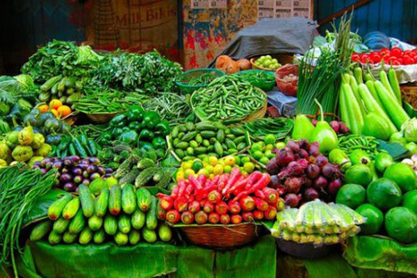 সবজির বাজারে আগুন, ভোক্তাদের নাভিশ্বাস