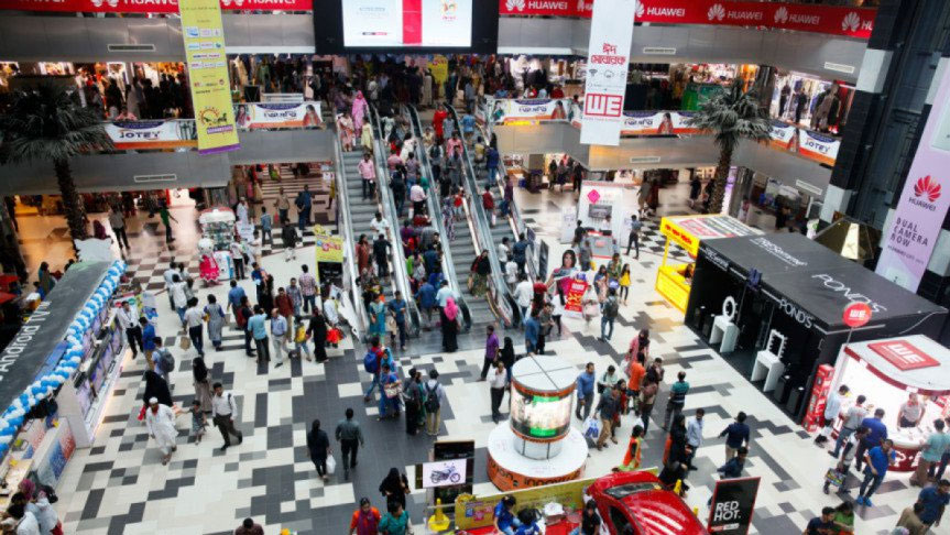 আজ থেকে স্বাস্থ্যবিধি মেনে দোকানপাট-শপিংমল খোলা ৯টা-৫টা