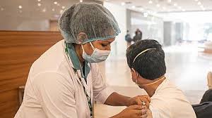 করোনা ভাইরাসের প্রকোপ বেড়ে যাওয়ায় বাংলাদেশে টিকা উৎপাদনের প্রস্তাব দিয়েছে ভারত