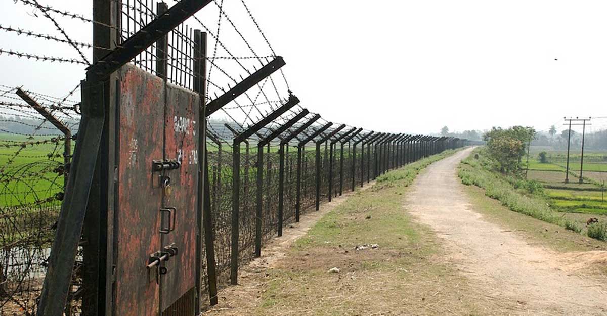 সোমবার থেকে ভারতের সঙ্গে সীমান্ত বন্ধ