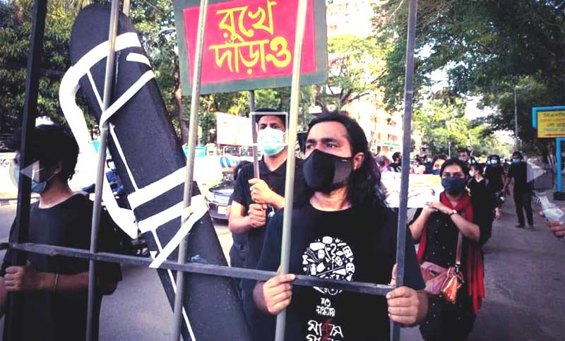 প্রতিবাদ জানাল নাট্য সংগঠন প্রাচ্যনাট: ‘রোজিনার সাথে নাট্যযাত্রা’