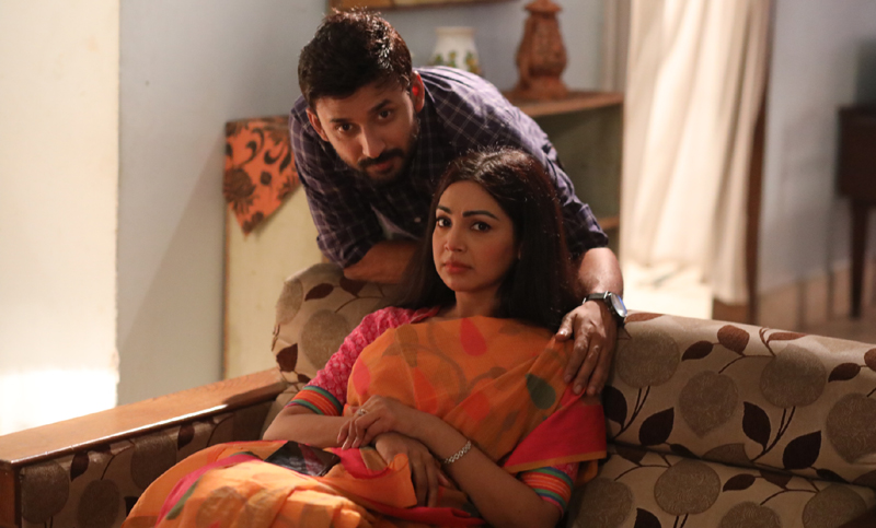 বাসা ভাড়া নিতে নকল স্বামী,ব্যাচেলর মেয়েকে নানা রকম সমস্যার সম্মুখীন হতে হয়