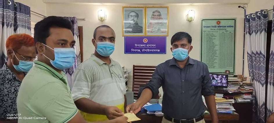 শিবগঞ্জে সমাজসেবার উদ্যোগে সুবিধাভোগীদের মধ্যে ঋণ বিতরণ