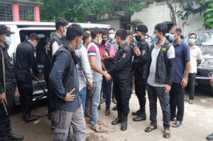 ঢাকা মেডিকেল (ঢামেক) হাসপাতাল থেকে ২৪ দালাল আটক করেছে র‌্যাব