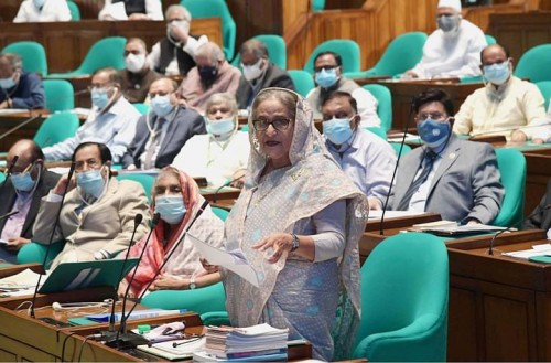 “শিক্ষার্থীদের টিকাদান কার্যক্রম সম্পন্ন হলে শিক্ষাপ্রতিষ্ঠান দ্রুত খোলা হবে” িটিকা নিয়ে দুশ্চিন্তার কিছু নেই