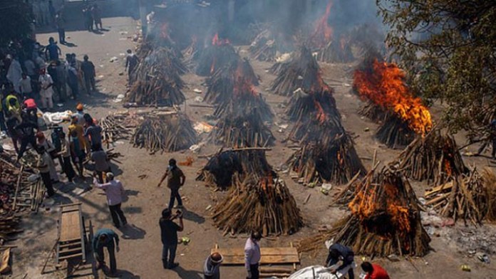ভারতে করোনাভাইরাসের দ্বিতীয় ঢেউয়ে ৭১৯ চিকিৎসকের মৃত্যু