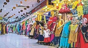 বৃহস্পতিবার থেকে এক সপ্তাহের জন্য খোলা শপিংমল ও দোকানপাট