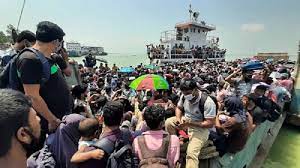 আজ থেকে ফেরিতে যাত্রীবাহী গাড়ি চলাচল বন্ধ : বিআইডব্লিউটিসি