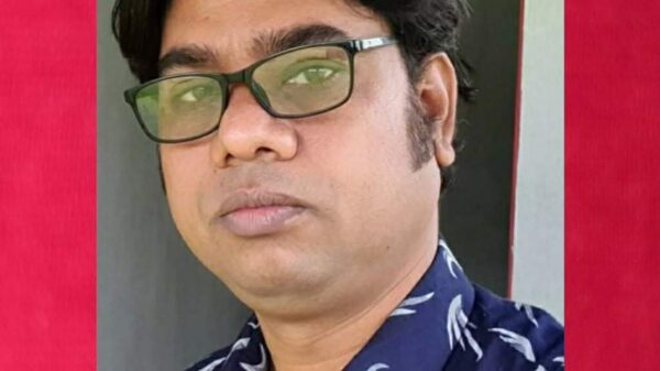 শিবগঞ্জ পৌরবাসীকে ঈদুল আযহার শুভেচ্ছা জানিয়েছেন-শিবগঞ্জ আদর্শ হাসপাতালের নির্বাহী পরিচালক বাবর আলী