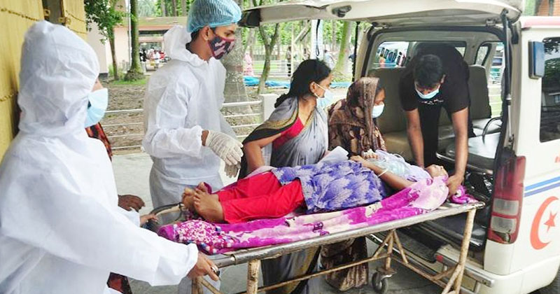 গত ২৪ ঘণ্টায় আরও ২১৫ জনের প্রাণ নিল করোনায়