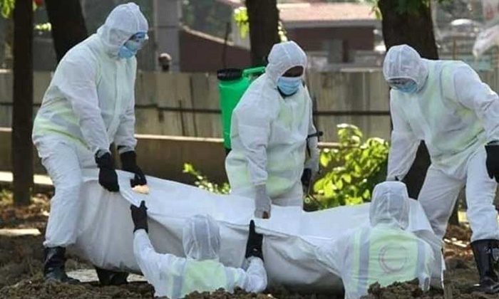 দেশে ২৪ ঘণ্টায় করোনায় প্রাণ গেল আরও ১০২ জনের