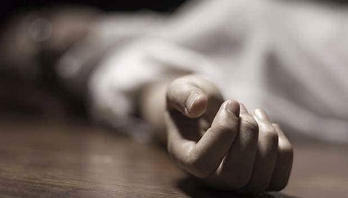চাঁপাইনবাবগঞ্জের ধুমিহায়াতপুরে প্রতিবন্ধী যুবকের মরদেহ উদ্ধার করেছে পুলিশ