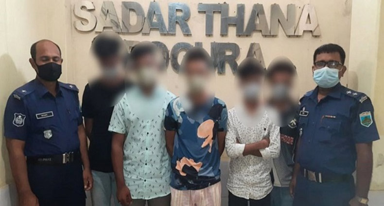 জাতীয় সংগীত অবমাননা করে টিকটক ভিডিও, আটক ৫