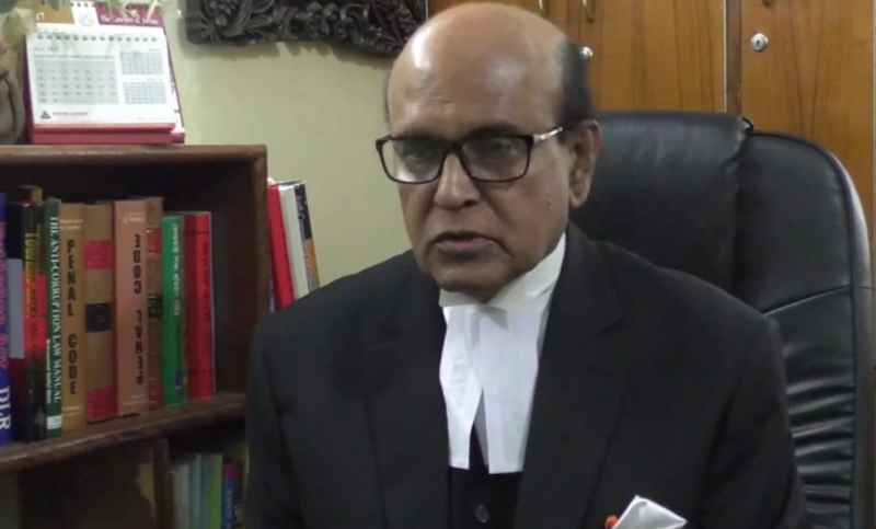 রাজধানীর এভারকেয়ার হাসপাতালে লাইফ সাপোর্টে জীবন-মৃত্যুর সন্ধিক্ষণে খন্দকার মাহবুব