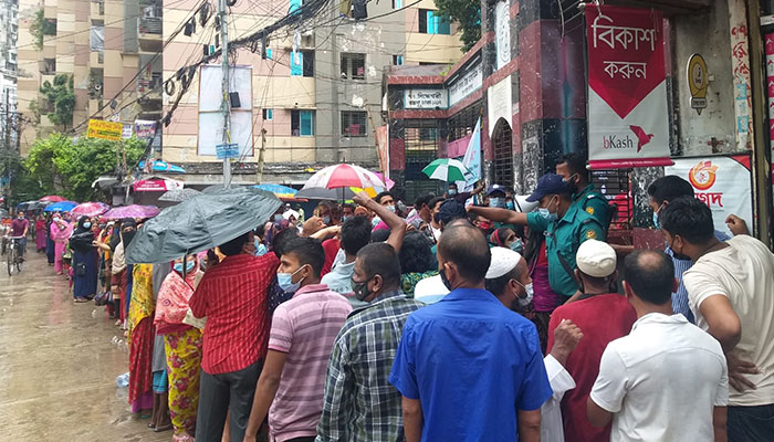 ৮০ লাখ ডোজ লক্ষ্যমাত্রা,প্রধানমন্ত্রীর জন্মদিন উপলক্ষে গণটিকা শুরু মঙ্গলবার