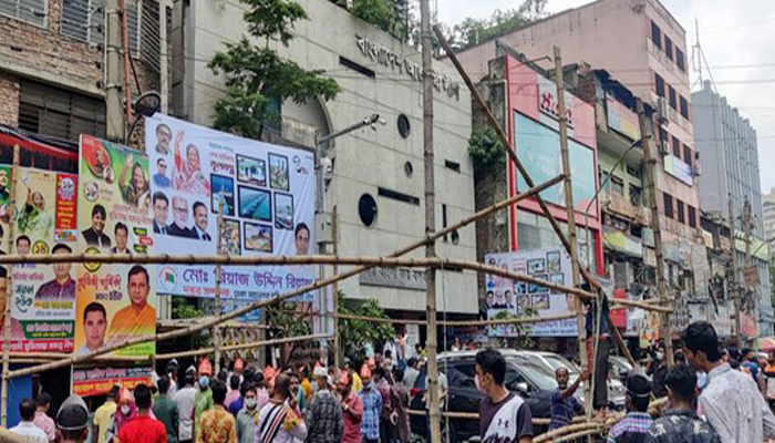 রাজধানীর বঙ্গবন্ধু এভিনিউতে প্রজন্ম লীগের প্রতিষ্ঠাবার্ষিকীর অনুষ্ঠান বন্ধ করলেন কাদের