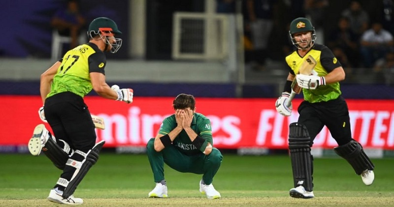 পাকিস্তানের হৃদয় ভেঙে ফাইনালে অস্ট্রেলিয়া