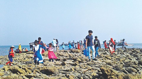 আগামী ২৫ ও ২৬ ডিসেম্বর সেন্ট মার্টিনে পর্যটকবাহী জাহাজ চলাচল বন্ধের নির্দেশ