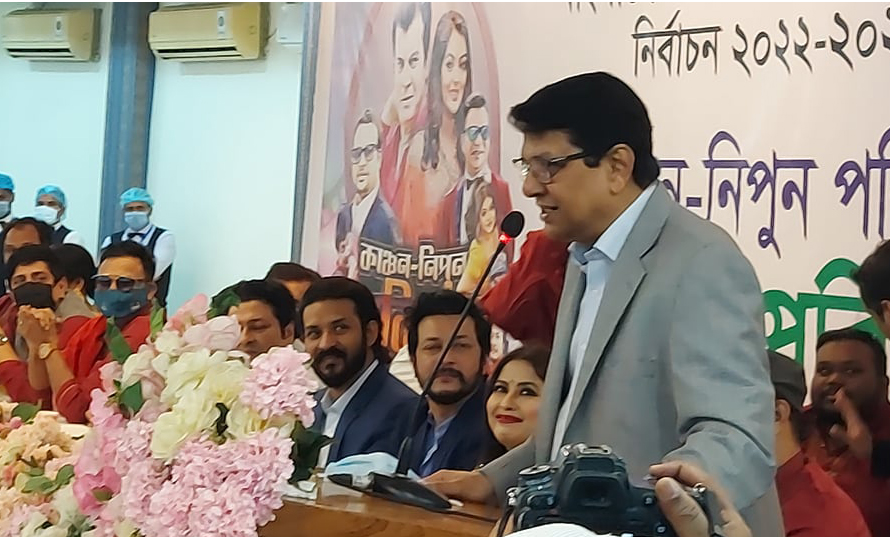 মিথ্যাচারের আশ্রয় নেওয়ায় মিশা-জায়েদের বিরুদ্ধে মামলা করার হুমকি দিলেন আলমগীর