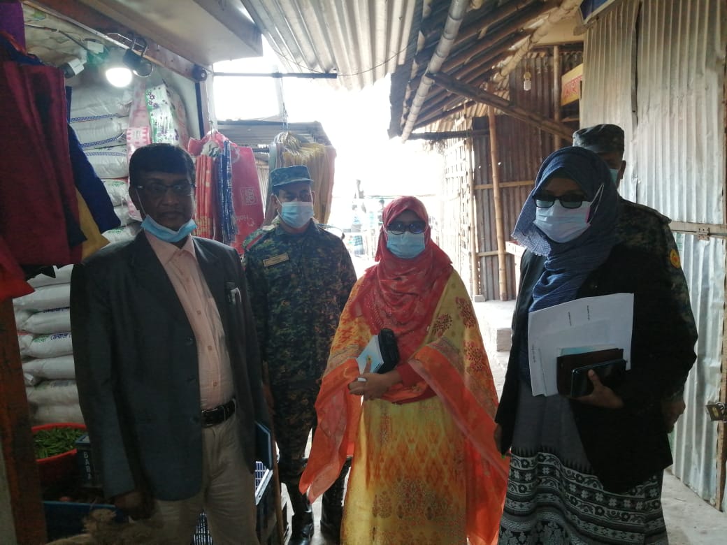 চাঁপাইনবাবগঞ্জে চার চাল ব্যবসায়ীকে ৮,৫০০ টাকা জরিমানা