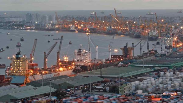 ৪৮৫ কোটি ডলারের পণ্য রপ্তানি দিয়ে বছর শুরু