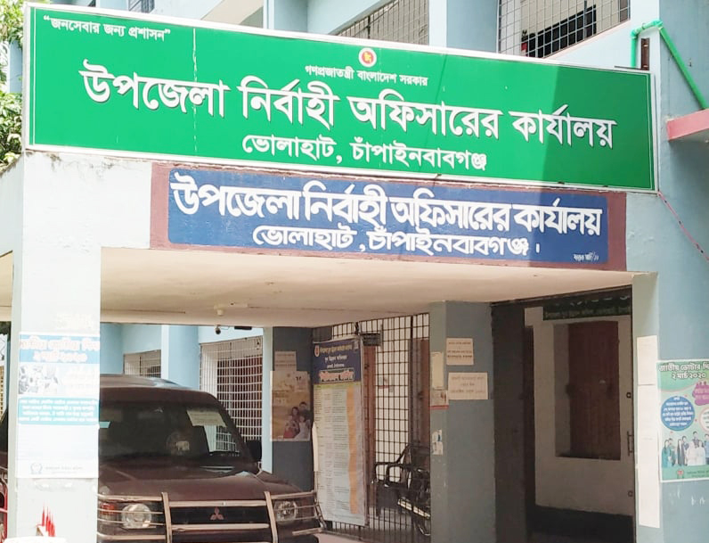 রাত পোহালেই চাঁপাইনবাবগঞ্জের ভোলাহাটে স্থগিত হওয়া কেন্দ্রে ভোট