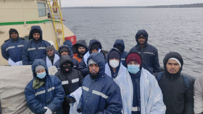 ইউক্রেনের অলভিয়া বন্দরে রকেট হামলার কবলে আক্রান্ত বাংলাদেশি জাহাজের নাবিকদের সরিয়ে নেওয়া হয়েছে