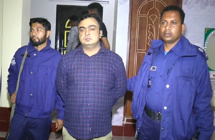 মেহেরপুরে ইয়াবাসহ এক সিনিয়র ব্যাংক কর্মকর্তা আটক