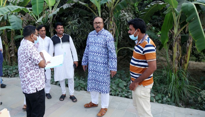 মহানগরীতে কবরস্থান, খেলার মাঠ ও এসটিএস নির্মাণে জায়গা পরিদর্শনে রাসিক মেয়র লিটন