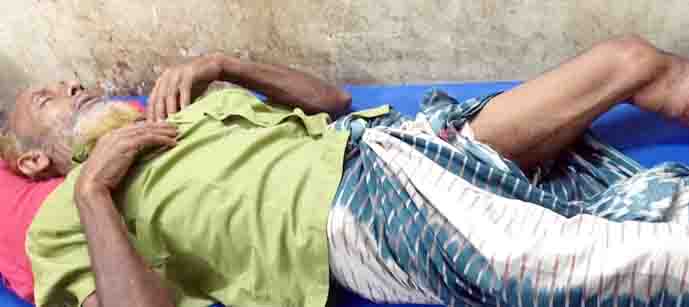 শিবগঞ্জে স্কুলছাত্রীকে উত্যক্তের জেরে ককটেল বিস্ফোরণ