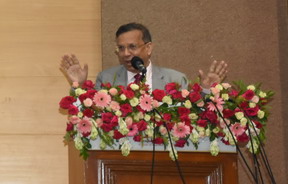 ডিজিটাল নিরাপত্তা আইন গণমাধ্যমের স্বাধীনতা খর্ব করার জন্য করা হয়নি, ডিজিটাল আইনে মামলা হলেই গ্রেফতার করা যাবে না : আইনমন্ত্রী ডিজিটাল নিরাপত্তা আইন গণমাধ্যমের স্বাধীনতা খর্ব করার জন্য করা হয়নি, ডিজিটাল আইনে মামলা হলেই গ্রেফতার করা যাবে না : আইনমন্ত্রী