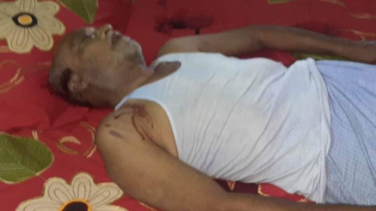 চাঁপাইনবাবগঞ্জে মাথায় পিস্তল ঠেকিয়ে ব্যবসায়ীর আত্নহত্যা