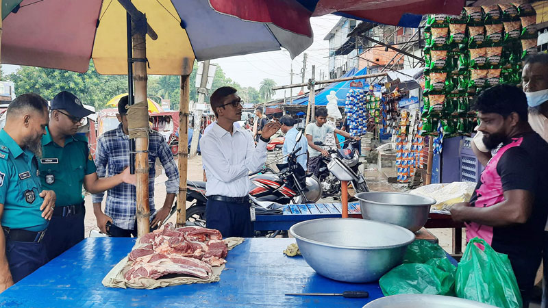 রাজশাহীর তিন ব্যবসা প্রতিষ্ঠানকে জরিমানা